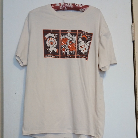 Doe. Other - Doe. Tarot Card Mens Tee L
